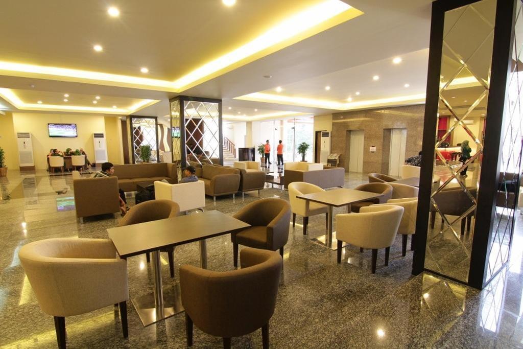 Grand Asia Hotel Makasar Exteriér fotografie